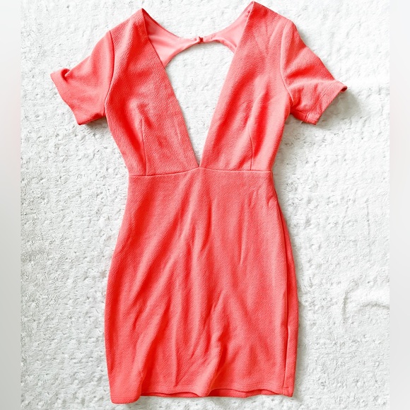 RUBBER DUCKY Productions Open Back Textured Coral Mini Dress - Picture 1 of 11